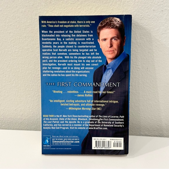 The First Commandment by Brad Thor - Picture 3 of 8